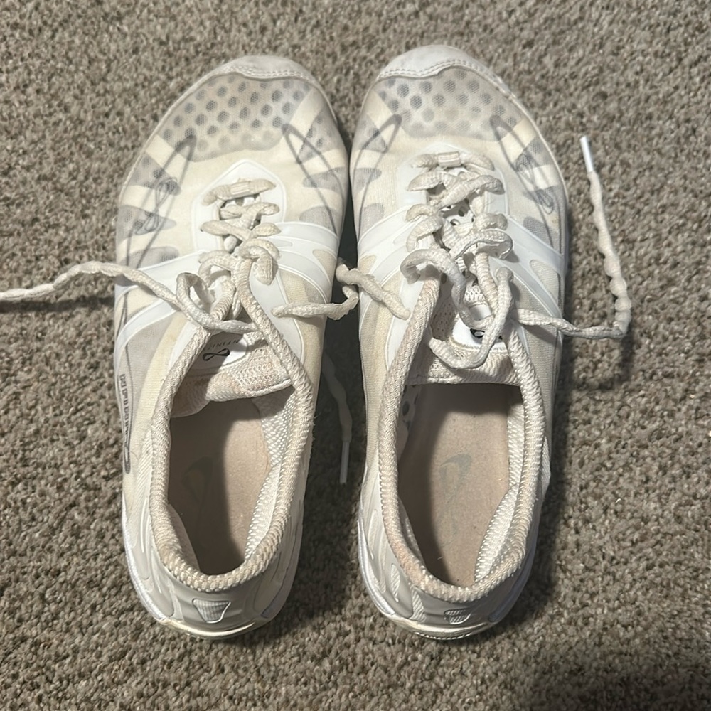 Nfinity Vengeance cheer sneakers